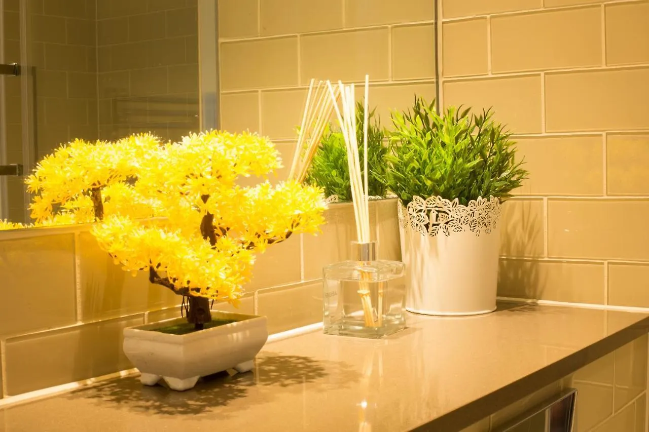 Dockside Walk Suite - Canary Wharf London
