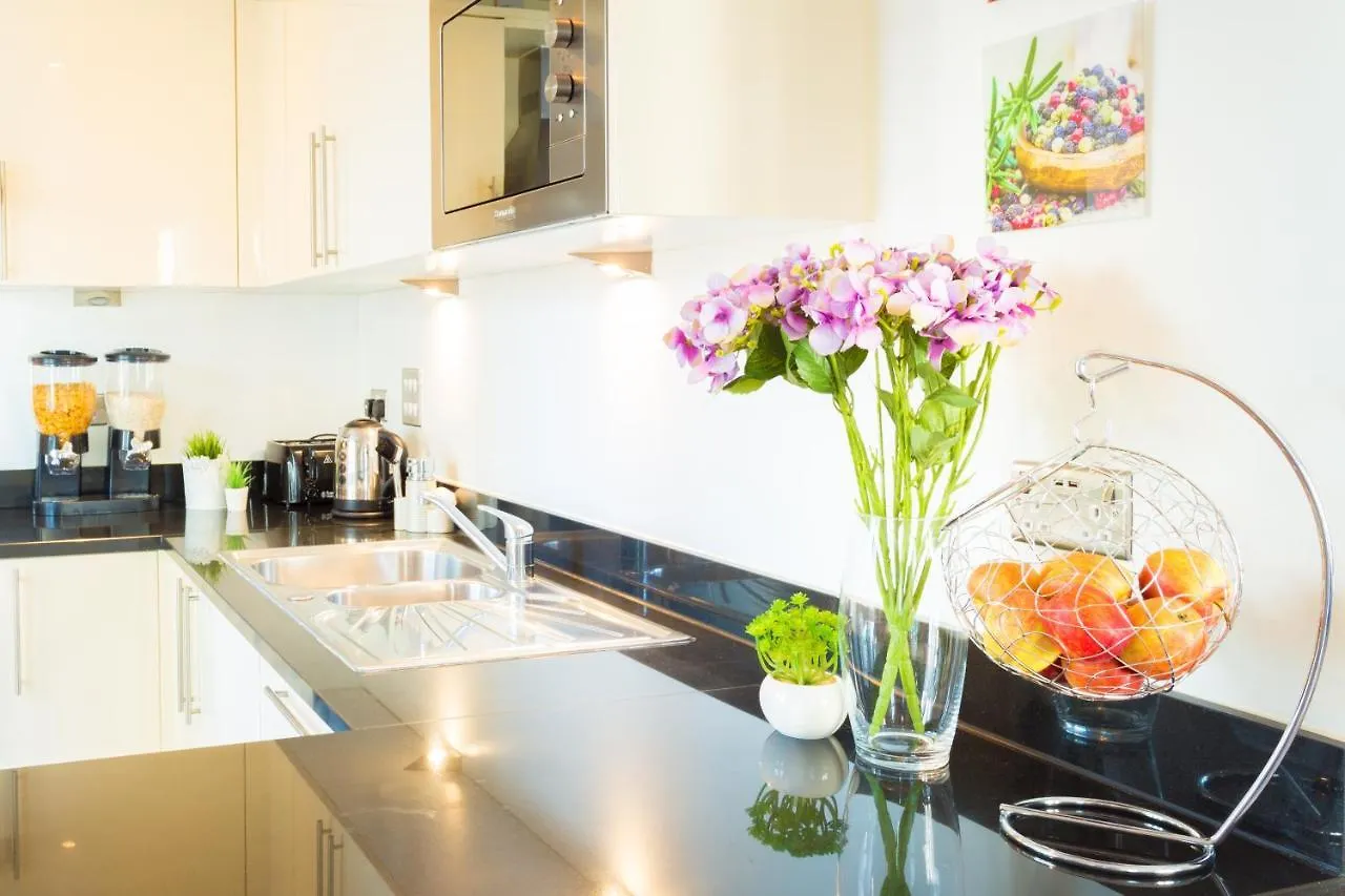 Apartment Dockside Walk Suite - Canary Wharf London