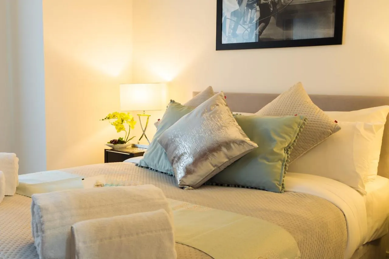 Dockside Walk Suite - Canary Wharf London