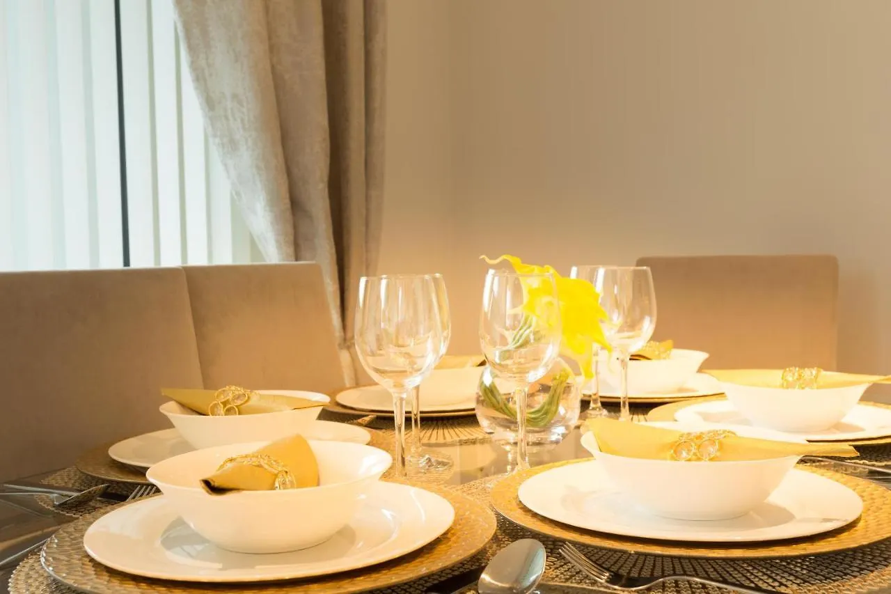 Dockside Walk Suite - Canary Wharf London