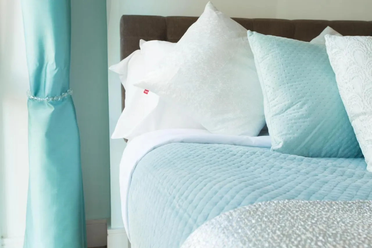 Dockside Walk Suite - Canary Wharf London